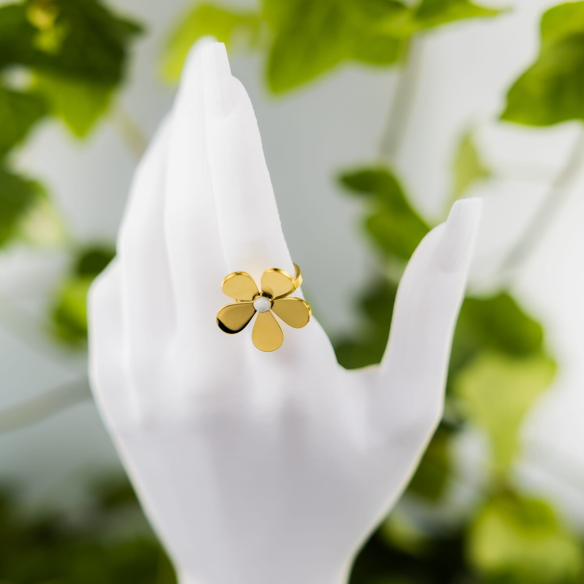 Pierścionek złoty z ozdobnym kwiatem Stal Szlachetna