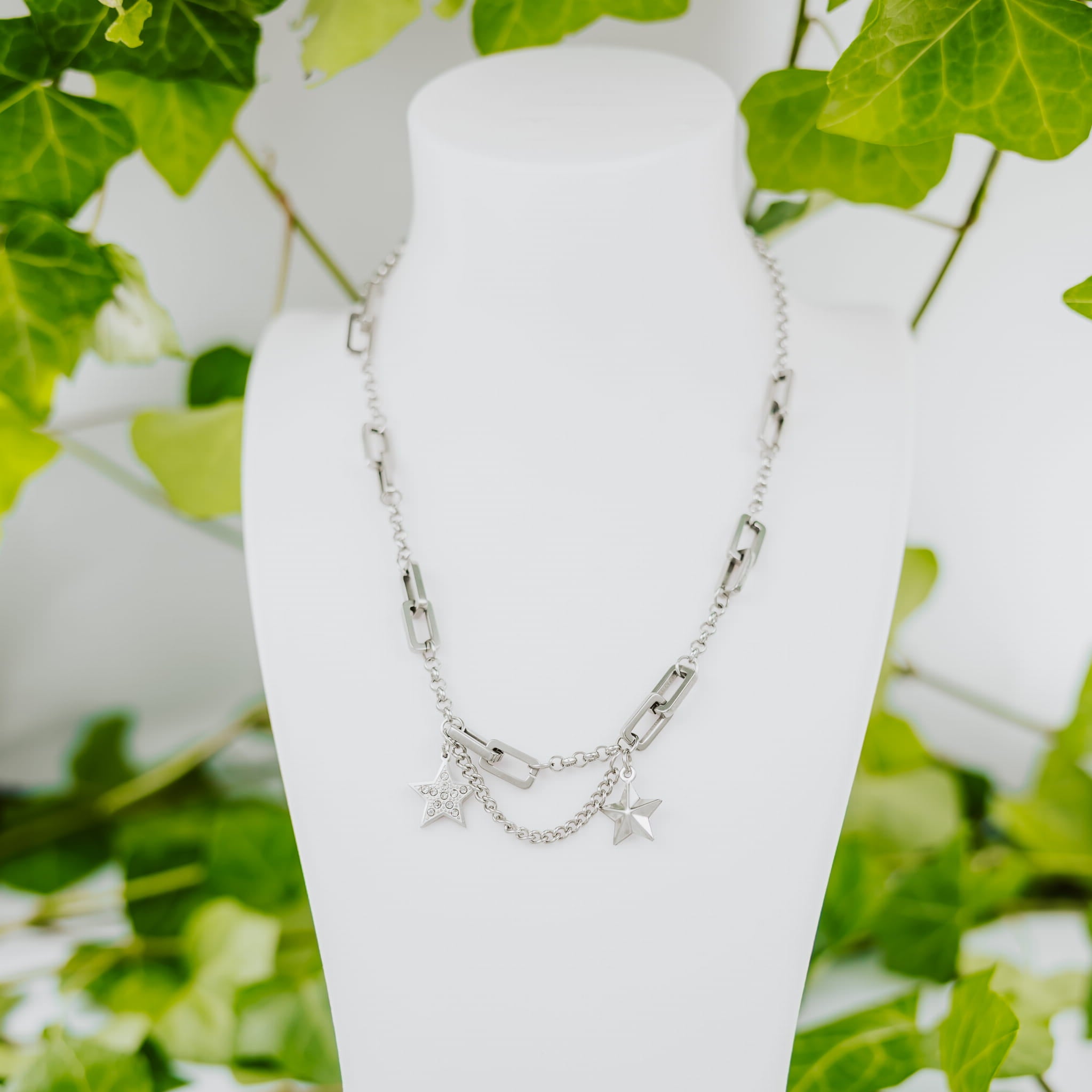 Naszyjnik srebrny gwiazdy