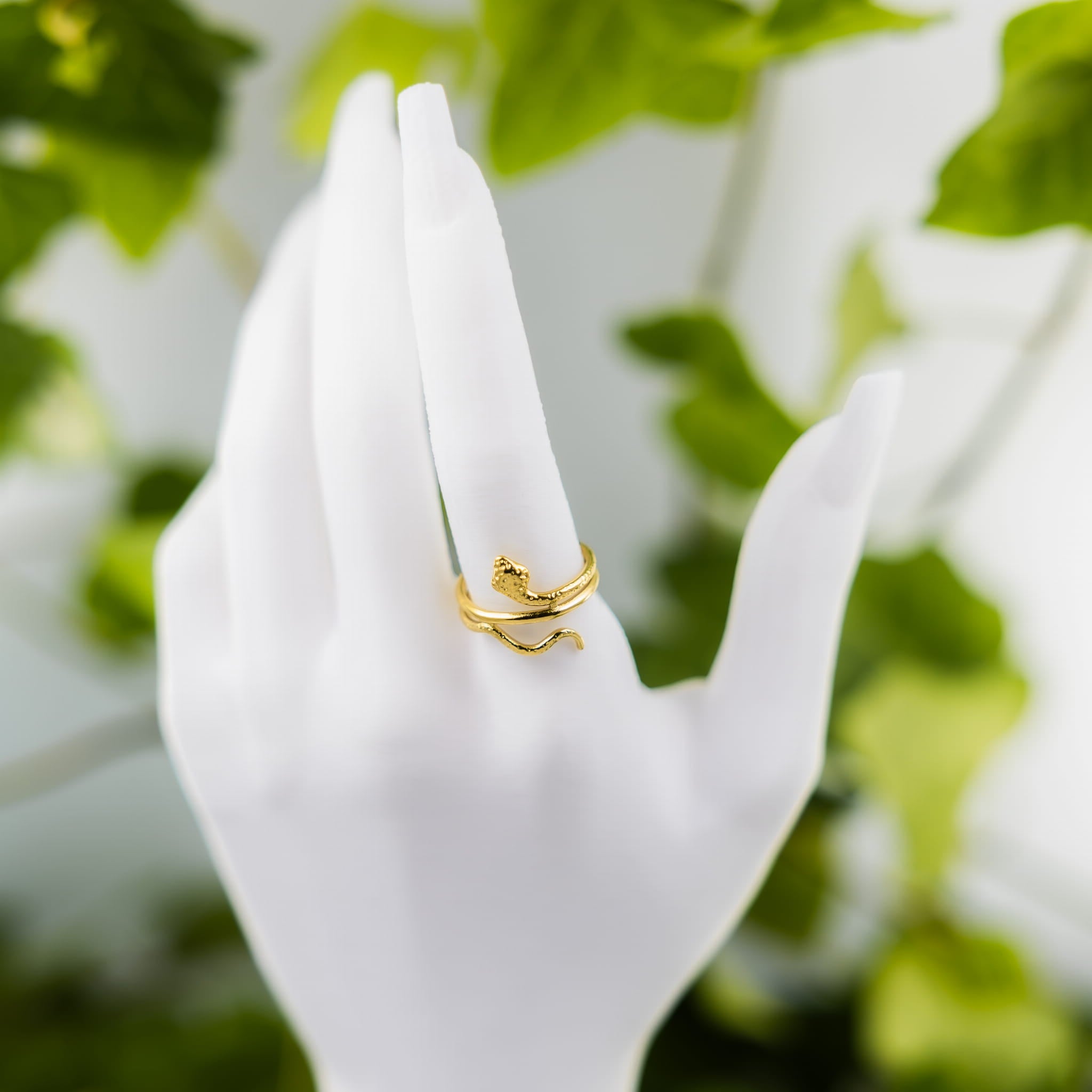 Pierścionek złoty minimalistyczny wąż.