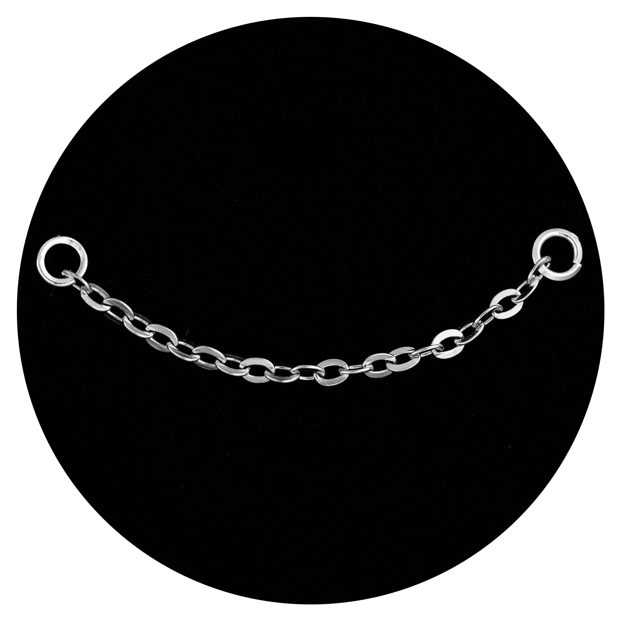 Łańcuszek pojedynczy srebrny ozdobny.